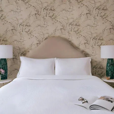 Sonder By Marriott Bonvoy Royal Garden New Town Aparthotel