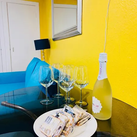 Entire Flat In Edinburgh, City Center Edinburgh