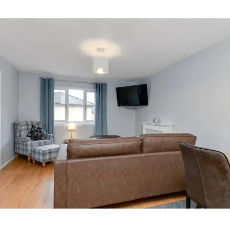 Appartamento 2 Bedroom With Free Parking Sleeps 4 People Edimburgo