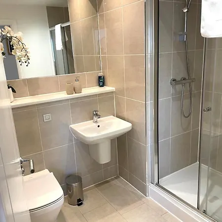 Lägenhet Haven In New Town-2 Bedrooms, 2 Bathrooms