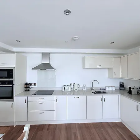 Haven In New Town-2 Bedrooms, 2 Bathrooms * Edimburgo