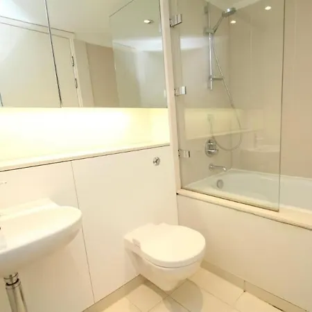 Appartamento Modern Stylish 3br In Quartermile Edimburgo