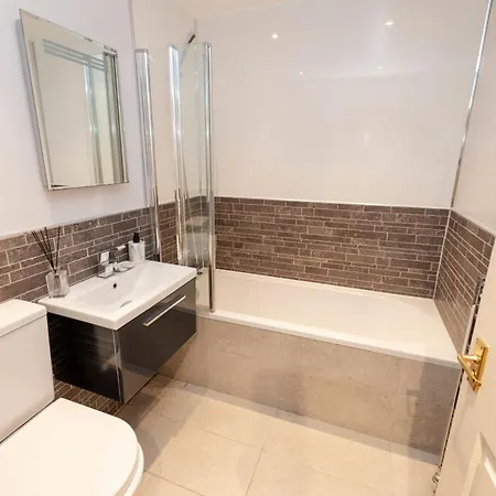 Charming 2-bedroom - Ground Floor * Edynburg