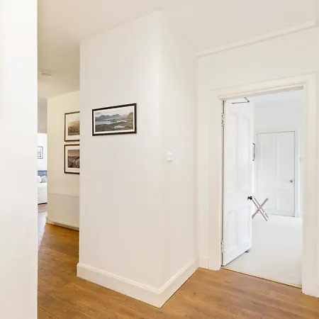 Διαμέρισμα Charming With 2-bathroom And Private Entrance Εδιμβούργο