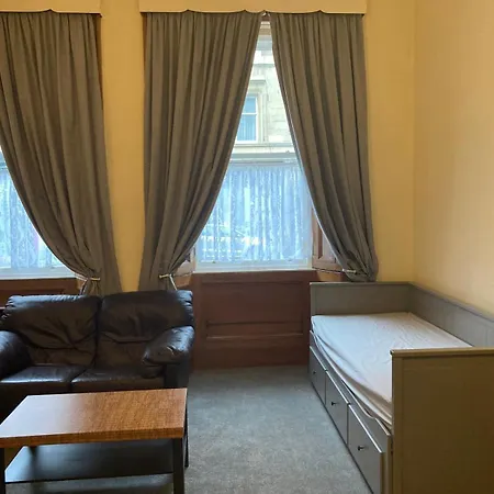 Gilmore Flat (adults Only) Edinburgh