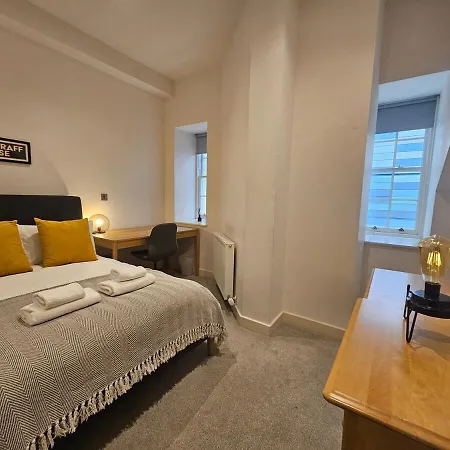 Quartermile Cosy Nest