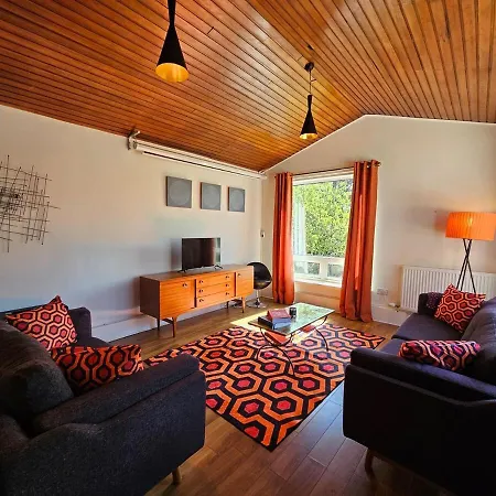 The Robin House In Ravelston בית נופש