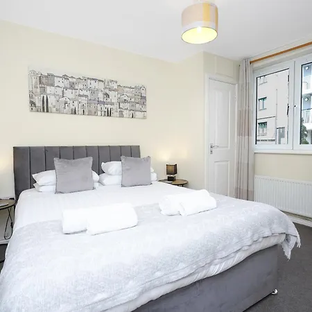 The Lochend Two Bedroom Edinburgh