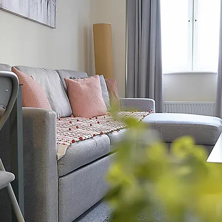 The Lochend Two Bedroom * Эдинбург