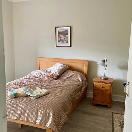 Stylish Canal-side Retreat In *