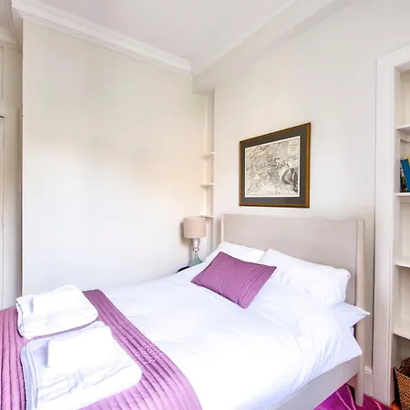 Grindlay St - Fantastic 2br In Theatre District *