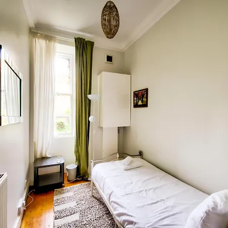 Grindlay St - Fantastic 2br In Theatre District Апартаменты *