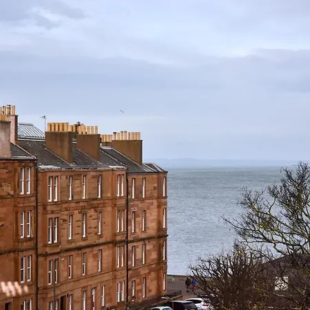 Mid-century Gem Steps From The Apartment