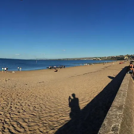 Mid-century Gem Steps From The Apartment