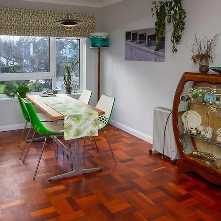 公寓 Mid-century Gem Steps From The *