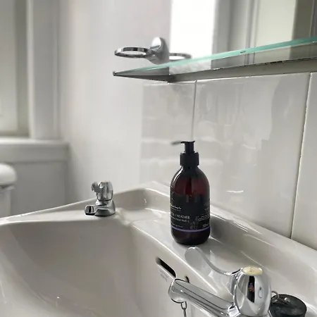 1 Bed Flat Near Castle Apartmán