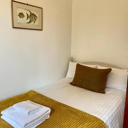 Lägenhet 1 Bed Flat Near Castle Edinburg