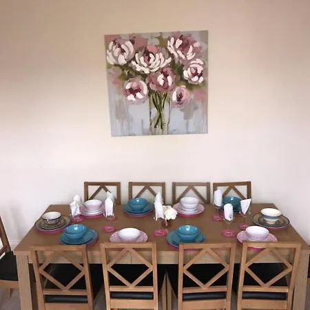 Edinburgh Central Morrison Apartment *