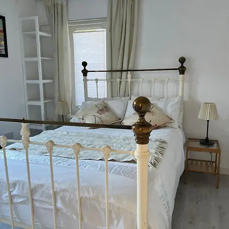 Self-contained Ground Level With Hill View