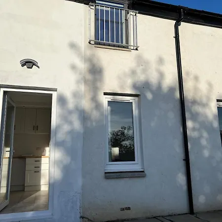 Appartement Self-contained Ground Level With Hill View