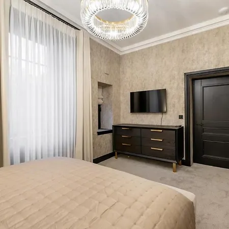 Luxury Old Town With Private Jacuzzi 公寓