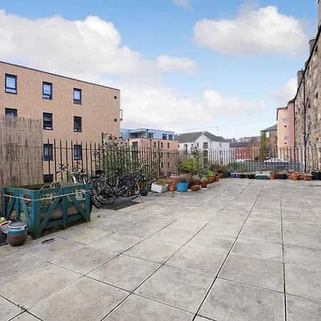 Homely 2bd Flat Heart Of Apartment *