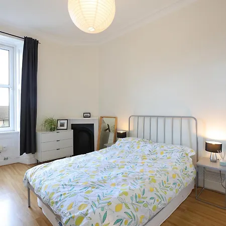 Homely 2bd Flat Heart Of Edimburgo
