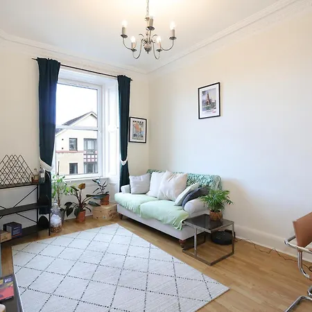 Homely 2bd Flat Heart Of