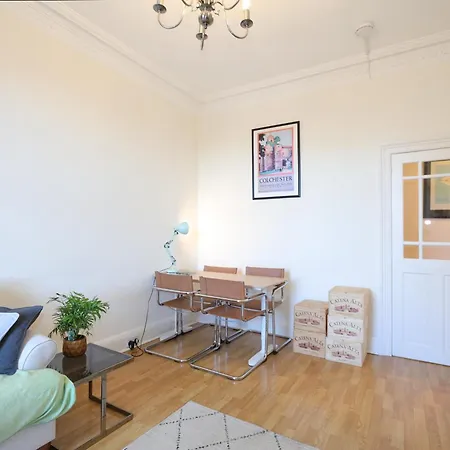 Homely 2bd Flat Heart Of *