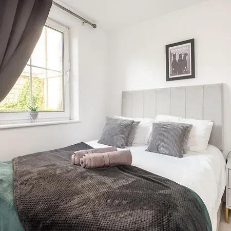 2bed-ground Floor-free Parking
