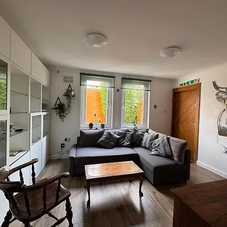 Apartament Rena- Bright And Modern Center Apartment.