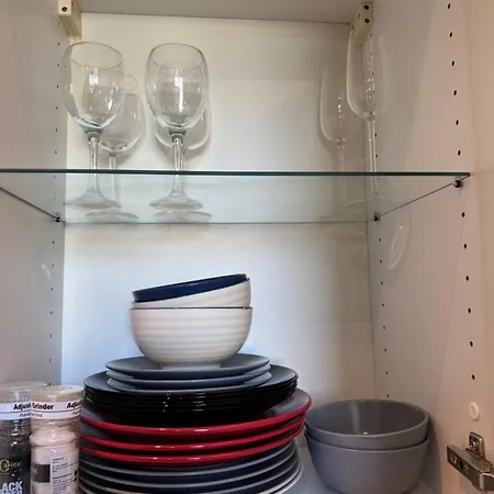 Peaceful Centre Retreat At Great Location And Easy Access