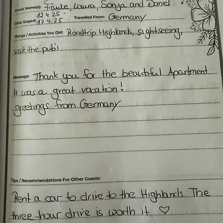 Crewe - Stylish 2 Bedroom Apt, Garden, Free Parking, Edin