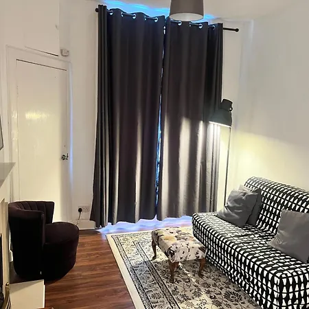 Royal Apartment *