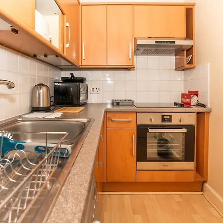 Charming 2bd Flat 10 Minutes To Castle Appartement *