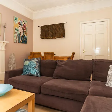 Charming 2bd Flat 10 Minutes To Castle Апартаменты Эдинбург