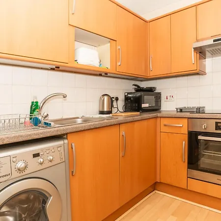 Charming 2bd Flat 10 Minutes To Castle *