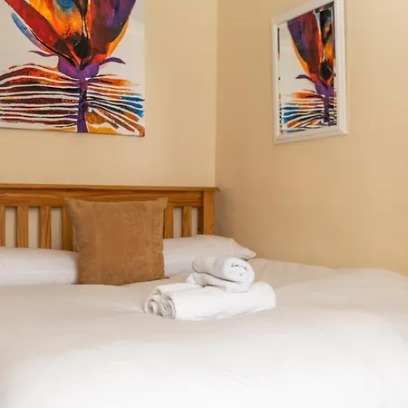 Charming 2bd Flat 10 Minutes To Castle * Эдинбург