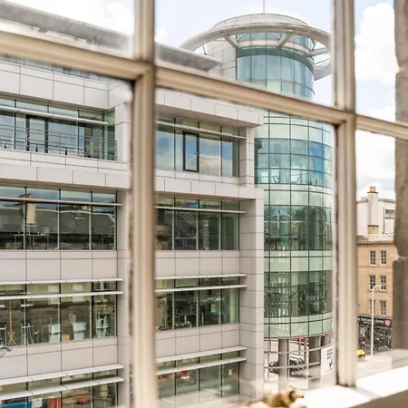 Charming 2bd Flat 10 Minutes To Castle *