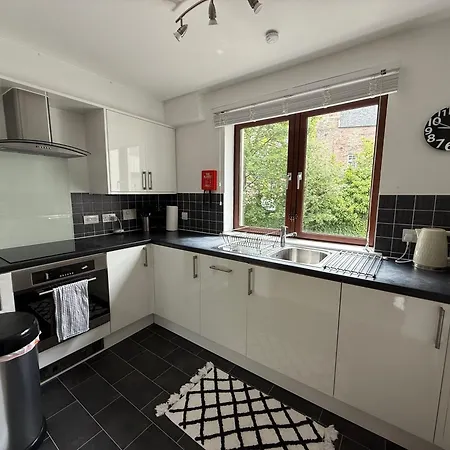 Cosy & 2 Bedrooms * Edinburg