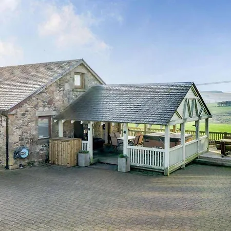 Sleeps 10 - Hot Tub - Pool Table - Play Park 度假居