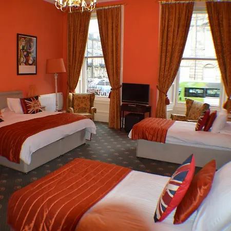 22 Chester Street 3*