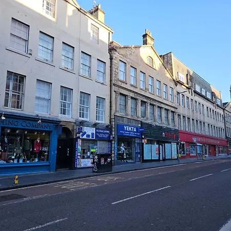 Apartment Flat In Old Town - Amazing Location *