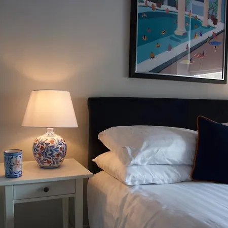 Apartman Victorian With Car Parking In Driveway, Murrayfield Edinburgh