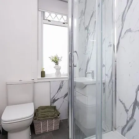 Appartamento Bright & Cozy In Edinburgh,murrayfield Stadium,airport And Near To Center With Free On Street Parking Edimburgo