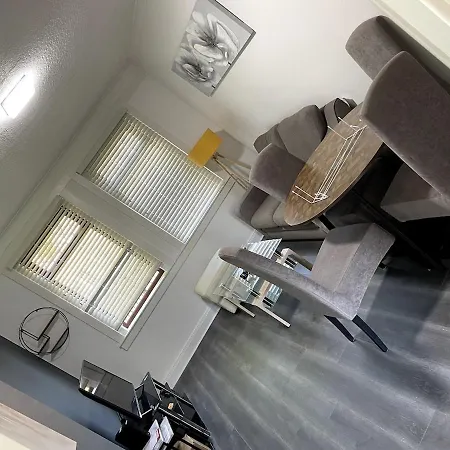 Bright & Cozy In Edinburgh,murrayfield Stadium,airport And Near To Center With Free On Street Parking Apartment Edinburgh