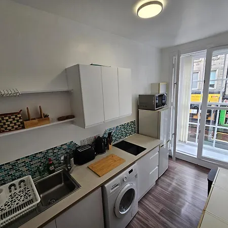 Flat In Old Town - Amazing Location *