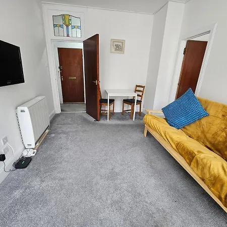 Flat In Old Town - Amazing Location * Edinburgh