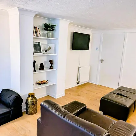 Rainforestlodge Edinburgh