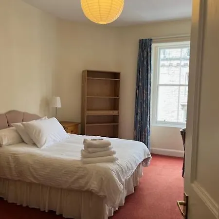 Daire Royal Mile Cranston *